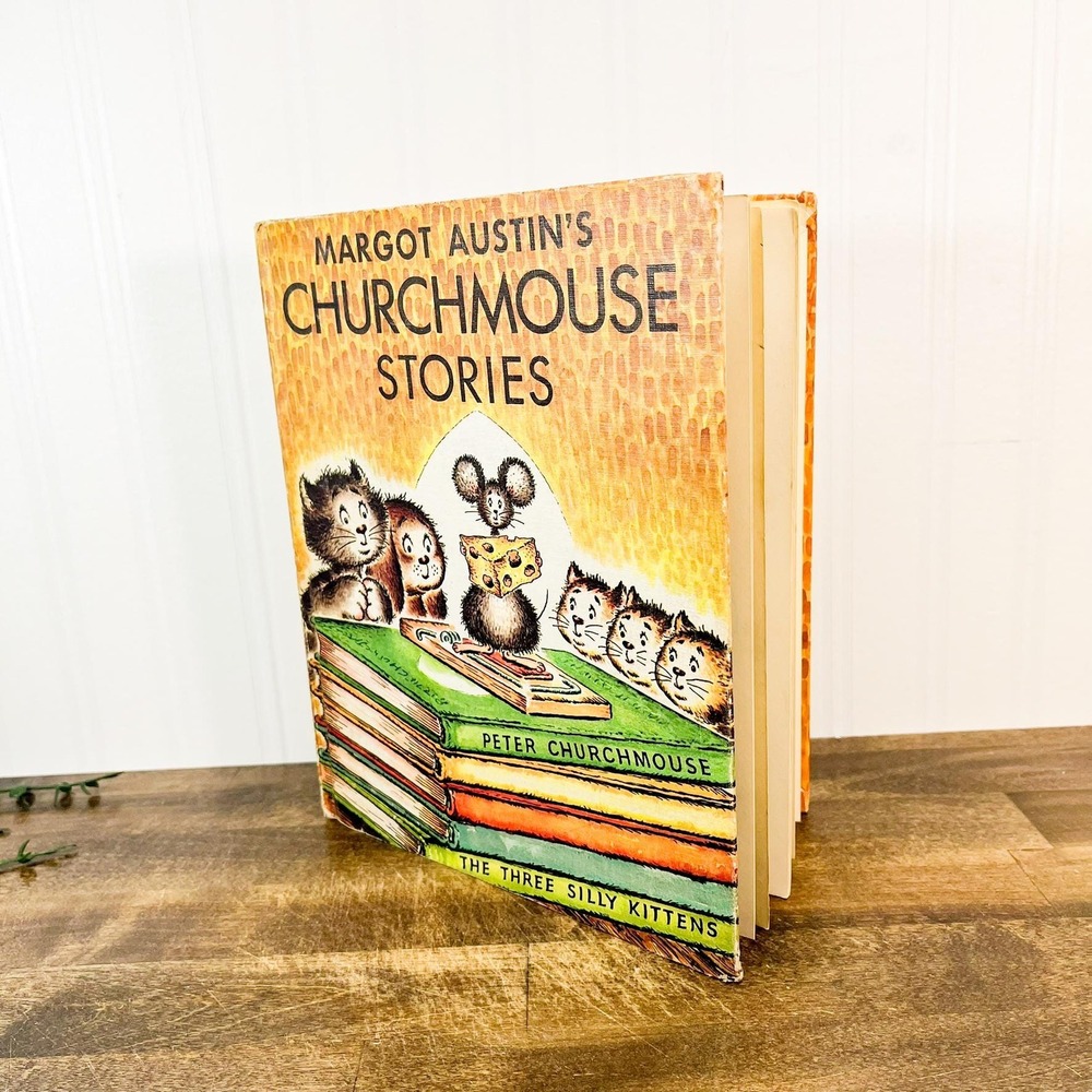 Vintage Churchmouse Stories by Margot Austin: Children's Bookshelf Decor - Picture 5 of 9
